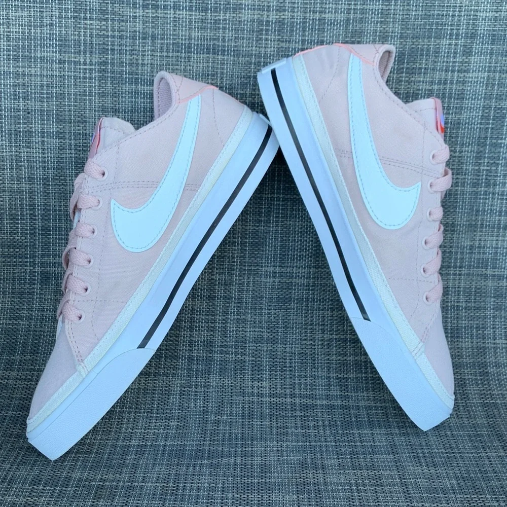 Nike Pink and White Women's Sneakers - Picture 8 of 12